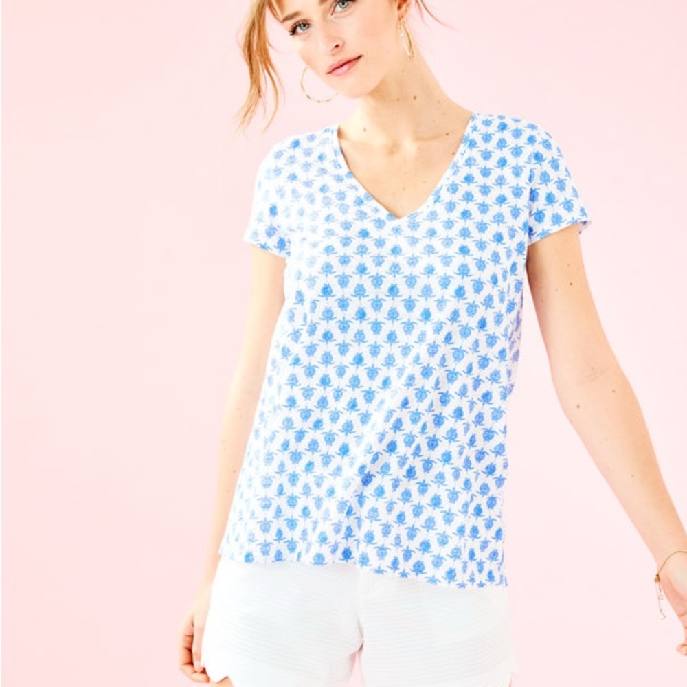 Lilly Pulitzer Blue and White Fitted Short Sleeve Tee